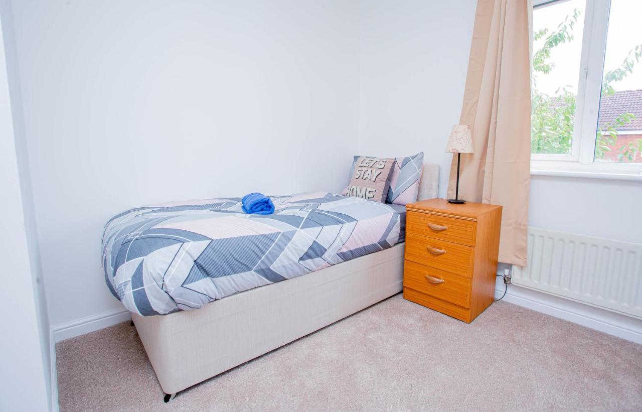 Intellect Suites Northampton Eksteriør billede