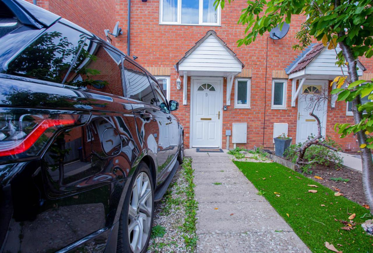 Intellect Suites Northampton Eksteriør billede