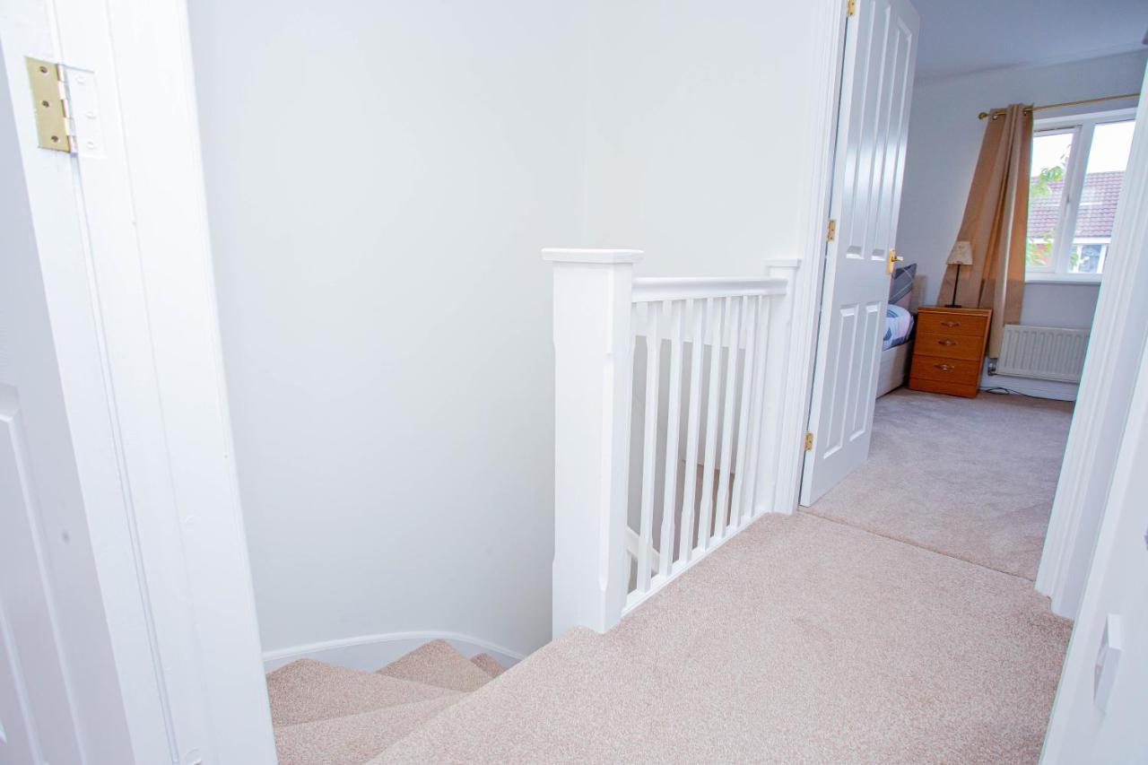 Intellect Suites Northampton Eksteriør billede
